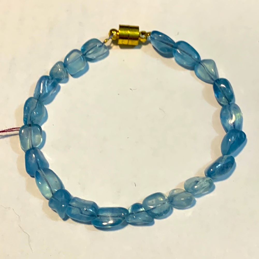 Aquamarine Magnetic Clasp Nugget Bracelet 7”